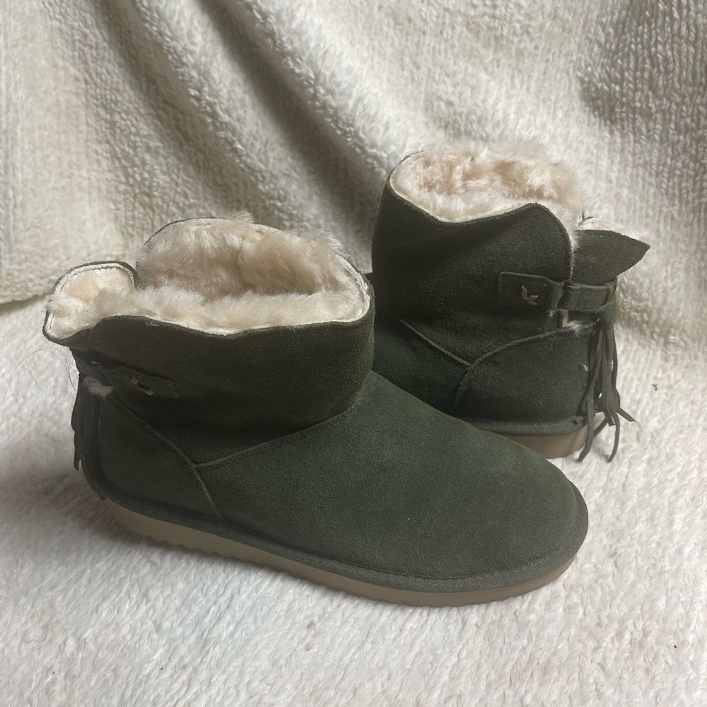 Kookaburra by UGG Jaelyn Mini Sherpa lined boots olive green SZ10